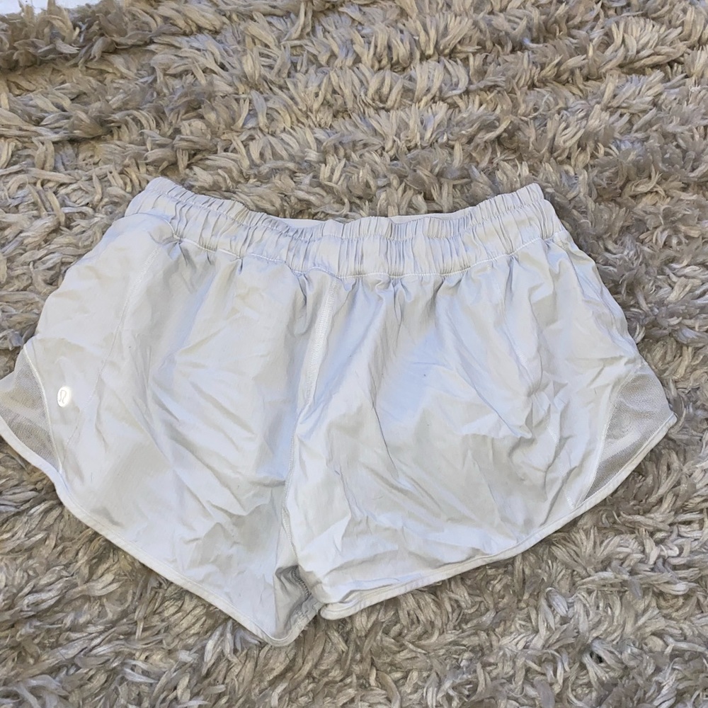 LULULEMON HOTTY HOT SHORTS